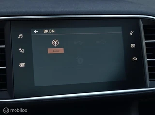 PEUGEOT 308 SW 1.2 PURETECH EXECUTIVE/PANO/LED/TREKHAAK/CARPLAY/CRUISE/LANE ASSIST / 32