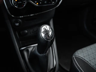 Renault Clio Estate 0.9 TCe Dynamique Navi | Climate control | Cruise control | PDC / 24