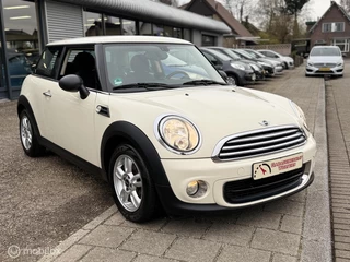 Mini 1.6 one airco stoelverwarm. 1e eigenaar 86dkm nw apk / 8