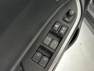 Suzuki Vitara 1.4 Style Smart Hybrid Automaat Panoramadak | €2.000,- + €750,- voorraadkorting! / 24