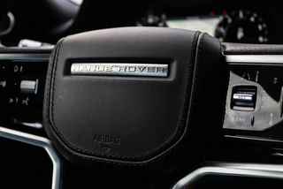 Land Rover Range Rover Evoque 1.5 P300e AWD R-Dynamic HSE Pano | Leder | Meridian Sound | 20" / 26