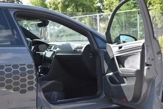 Volkswagen Golf 2.0 TSI GTI TCR Performance Pack Executive 290 pk Nardo Grey | Vol | Keyless | Pano | Camera | Carplay | Adapt.CC | Full LED | Historie / 36