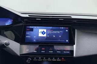 Peugeot 408 1.2 Hybrid 145 e-DCS6 Allure | Adaptive Cruise Control | Camera | Full LED | 19'' Lichtmetalen velgen | Climate Control | Navigatie | Apple Carplay & Android Auto | Keyless Entry & Start / 25