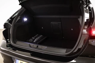 Peugeot 308 1.2 PureTech Allure Pack Business | ERGO COMFORT | CONNECTED SERVICES | DRAADLOZE LADER | STOELVERWARMING | CAMERA / 17