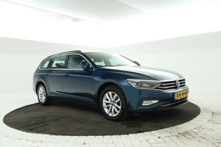 Volkswagen Passat Variant 1.6 TDI Comfort Business  Automaat, Navigatie, Apple carplay, Climate, / 5