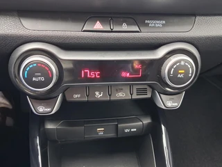 KIA Stonic 1.0 T-GDi MHEV 100pk DynamicLine |Navi |Camera / 18