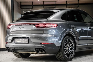 Porsche Cayenne Coupé 3.0 E-Hybrid|ACC|GTS-stoel|Chrono|Pano / 8