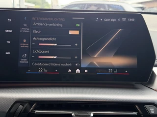 BMW X1 xDrive25e M-sport Camera | Keyless | Carplay | Ambiance verlichting / 22