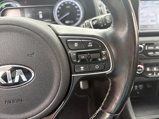 Kia Niro 1.6 GDi Hybrid ExecutiveLine | Trekhaak | Stoel verwarming en koeling | Lederen bekleding | Navigatie | Dodehoek detectie | Apple Carplay / Android Auto | Verbruik 1 op 20! / 20