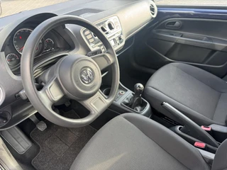 Volkswagen up! 1.0 take up! BlueMotion / 13
