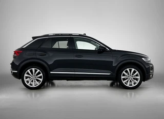 Volkswagen T-Roc 1.5 TSI Sport Automaat | Adaptive Cruise | CarPlay | Camera | Panoramadak | Parkeersensoren | Trekhaak | NAP / 9