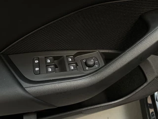 Skoda Octavia Combi 1.0 e-TSI DSG Business Edition Navigatie Parkeersensoren App-Connect DAB+ / 13