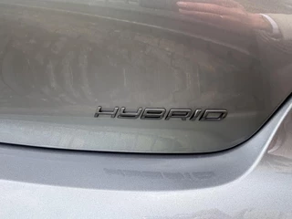 Peugeot 208 1.2 Hybrid 110 e-DCS6 / 15