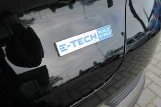 Renault Captur 1.6 E-Tech Plug-in Hybrid 160 Intens Schuifdak, Camera, Stoelverw. / 29