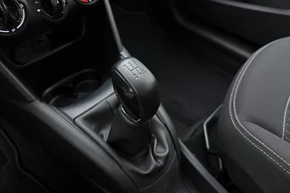 Peugeot 208 1.2 PureTech Active / 23