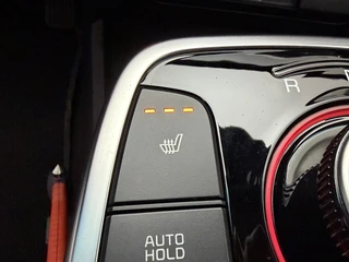 Kia e-Niro DynamicPlusLine 64 kWh SOH 95,4% | Trekhaak |Schuif/Kanteldak | Camera | Stoel/Stuurverwarming | Carplay&Android / 24