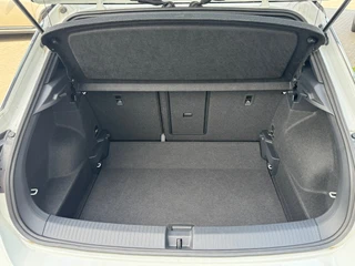 Volkswagen T-ROC 1.5 TSI R-Line Edition * Camera * Massage * Parkeerhulp / 13
