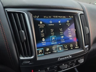 Maserati Levante 3.8 V8 GTS | Schuif-kanteldak | Adaptive Cruise Control | Dealeronderhouden / 35