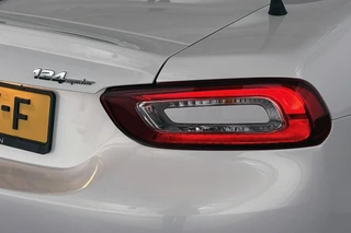 Fiat 124 Spider 1.4 MultiAir Turbo Lusso BOSE Keyless Stoelverwarming Achteruitrijcamera / 20