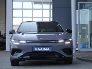 Leapmotor B05 ProMax Design 67.1 kWh | Op bestelling leverbaar | Panoramadak | Elektrisch verstelbare stoelen | Stuurwiel verwarming | Apple carplay/Android auto | Sfeerverlichting | Regensensor | Privacyglas | 19 inch lichtmetalen velgen / 5