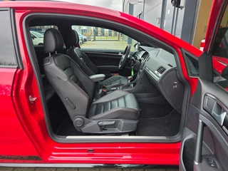 Volkswagen Golf 2.0 TSI GTI Clubsport / 265-360PK / NAP = UNIEK !! / NWE TURBO / PANO / DYNAUDIO / CAMERA / CARPLAY / 19 INCH ! / 29