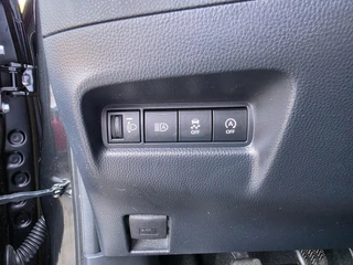 Toyota Aygo X 1.0 VVT-i MT first AD-CRUISE APPLE/ANDROID DONKERE RAMEN LM-VELGEN DAB+ NL-AUTO / 19