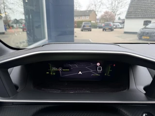Peugeot 208 1.2 Turbo 100 PK GT | Navigatie | Zwart dak | Sportstoelen | Keyless Start | 17" Lichtmetalen Velgen | Full LED Verlichting | Climate Control | Cruise Control | Camera | Parkeersensoren | Dodehoek detectie | / 10