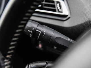 Peugeot 308 SW 1.5 BlueHDi Allure | Navi | Climate control | PDC | Cruise control / 27
