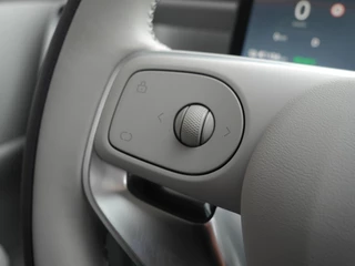 Leapmotor B10 Design ProMax 67.1 kWh | Licht interieur kleur | Navigatie | Rondom camera | 18inch Velgen | Elektrisch bedienbare achterklep | Panoramdak | Stoel verwarming en ventilatie | Stuurverwarming | Uit voorraad leverbaar / 24