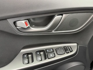 Hyundai Kona EV Fashion 64 kWh 3- Fase SOH 95,3% Warmtepomp | Trekhaak | Camera | Navigatie | Head-Up Display / 31