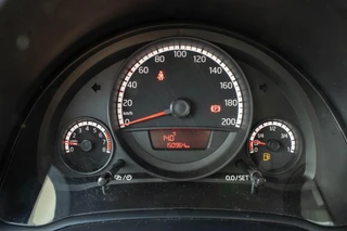 Volkswagen Up! 1.0 high up! BlueMotion|Airco|Lichtmetaal| / 24
