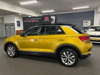 Volkswagen T-Roc 1.0 TSI Style/ NL auto/ Parkeersensoren/ Navi/ LMV / 2