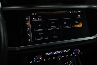 Audi Q3 Sportback 45 TFSIe 245pk S Edition S-Line LED Camera Keyless Navigatie Stoelverwarming / 31