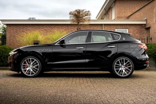 Maserati Levante 3.0 V6 S TwinTurbo AWD GranSport 430 PK Leder Luchtvering 21'' / 6