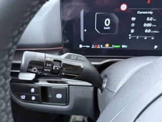 Kia Sportage 1.6 T-GDi Plug-in Hybrid AWD DynamicPlusLine  €5.000,- voordeel - Schuif-/Kanteldak - Apple Carplay/Android Auto - Stoel-/Stuurverwarming - Privacy Glass 7 Jaar of 150.000km Fabrieksgarantie / 25