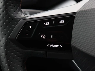 CUPRA Born Business Plus 62 kWh 204 Pk | Stoel/Stuurverwarming | Adaptive Cruise | Climatronic | CarPlay |  18 Inch | 21.452 Km !! / 21