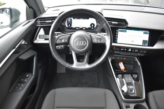 Audi A3 Sportback 35 TFSI Pro Line / 8