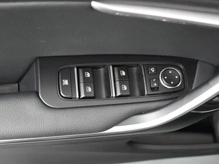 Kia XCeed 1.5 T-GDi DynamicPlusLine 160pk  Airco - Apple Carplay/Android Auto - Cruise Control - Verwarmde Voorstoelen - Dodehoekdetectie Fabrieksgarantie tot 03-2031 / 21