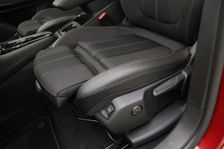 Opel Grandland 1.6 Turbo Plug-In Hybrid GS 225pk | Navigatie | Afneembare trekhaak | 360 Graden Camera | Climate control | 19" Lichtmetalen velgen | Keyless / 19