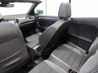 Volkswagen T-Roc 1.5 TSI 150pk 7-DSG R-line / 25