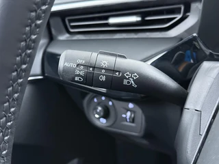 MG MG3 Hybrid+ 1.5 Hybrid+ Luxury | ONDERHOUD GEHAD BIJ DEALER, DIRECT LEVERBAAR | 7 JAAR MG FABRIEKS GARANTIE TM 02-2032 | STOEL + STUURVERWARMING | 360 CAMERA | ADAP. CRUISE | DODE HOEK | KEYLESS | APPLE CARPLAY | / 27