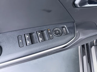 Kia K4 Sportswagon 1.0 T-GDi MHEV GT-Line Launch Edition (pano) - Climate Control - Achteruitrijcamera - Adaptive Cruise Control - Fabrieksgarantie tot 05-2033 / 21