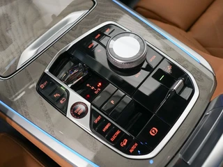 BMW X5 xDrive50e M-Sport Panoramadak | Massage | Harman Kardon / 23