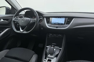 Opel Grandland X 1.6 Turbo Hybrid Business Elegance 225 PK Automaat | Trekhaak | Camera | Keyless | Elektrische achterklep | Climate control | Stoelverwarming | Dakrails / 38