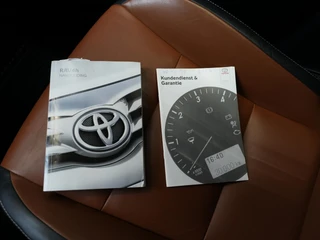 Toyota RAV4 2.5 Hybrid AWD Executive Business / 21