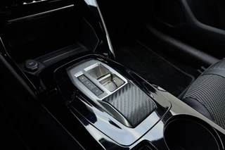 Peugeot 208 1.2 Hybrid 145 e-DCS6 GT | Climate & Cruise Control | Achteruitrij camera | AppleCarplay/Android Auto | / 31
