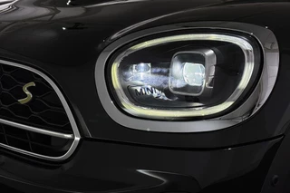 MINI Countryman 1.5 Cooper S E ALL4 Panoramadak Harman Kardon Head-Up Stoelverwarming / 23