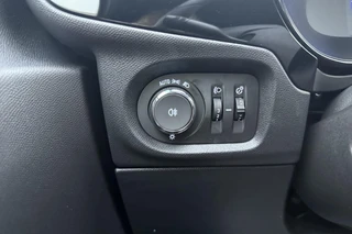 Opel Corsa Electric Long Range GS 51 kWh | NIEUW | tot 429km WLTP | 100kW snelladen | Climate control | Stoel- en stuurverwarming | Achteruitrijcamera | Navi via Apple Carplay/Android Auto | Sportstoelen / 23