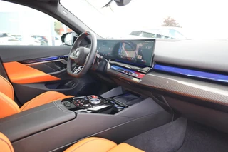 BMW 5-serie Touring M5|Bowers&Wilkins|Pano|Stoelkoeling|HUD|360 Camera| / 23