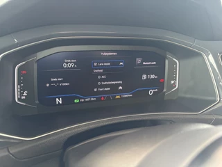 Volkswagen T-Roc 1.5 TSi 150PK DSG Sport Bns R-Line  AFN.TREKHAAK/19INCH/CAMERA/NAVI/VIRTUAL/CARPLAY/PDC / 35